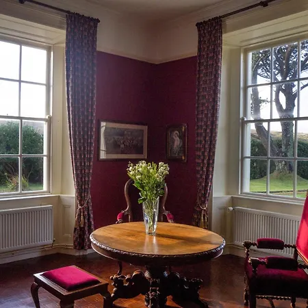 بيت للعطل Kill House, Kingstown كليفدين