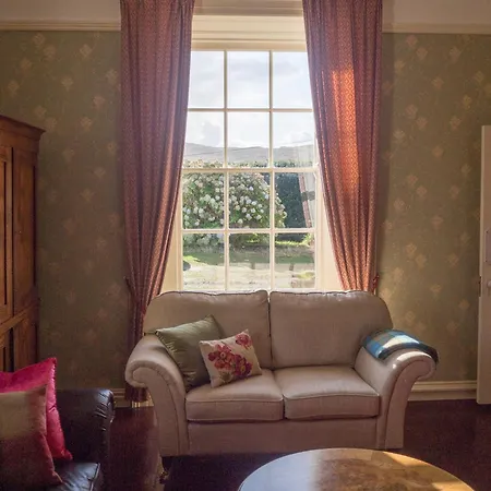 Kill House, Kingstown